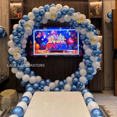 Blue & White Balloon Arch with Golden Confetti