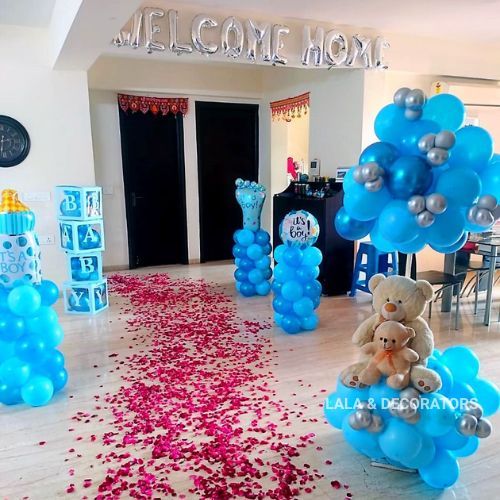Baby Shower Balloon Decoration with Teddy Bears